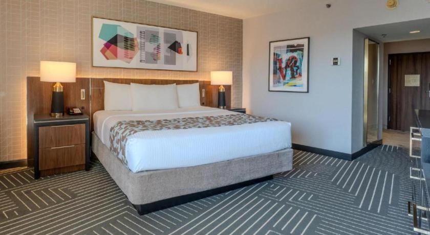 Valley Forge Casino Resort Кинг ъф Прусия Екстериор снимка